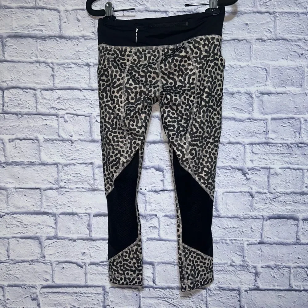 Lululemon Pace Rival Crop *Full-On Luxtreme Ace Spot Grain Black / Black